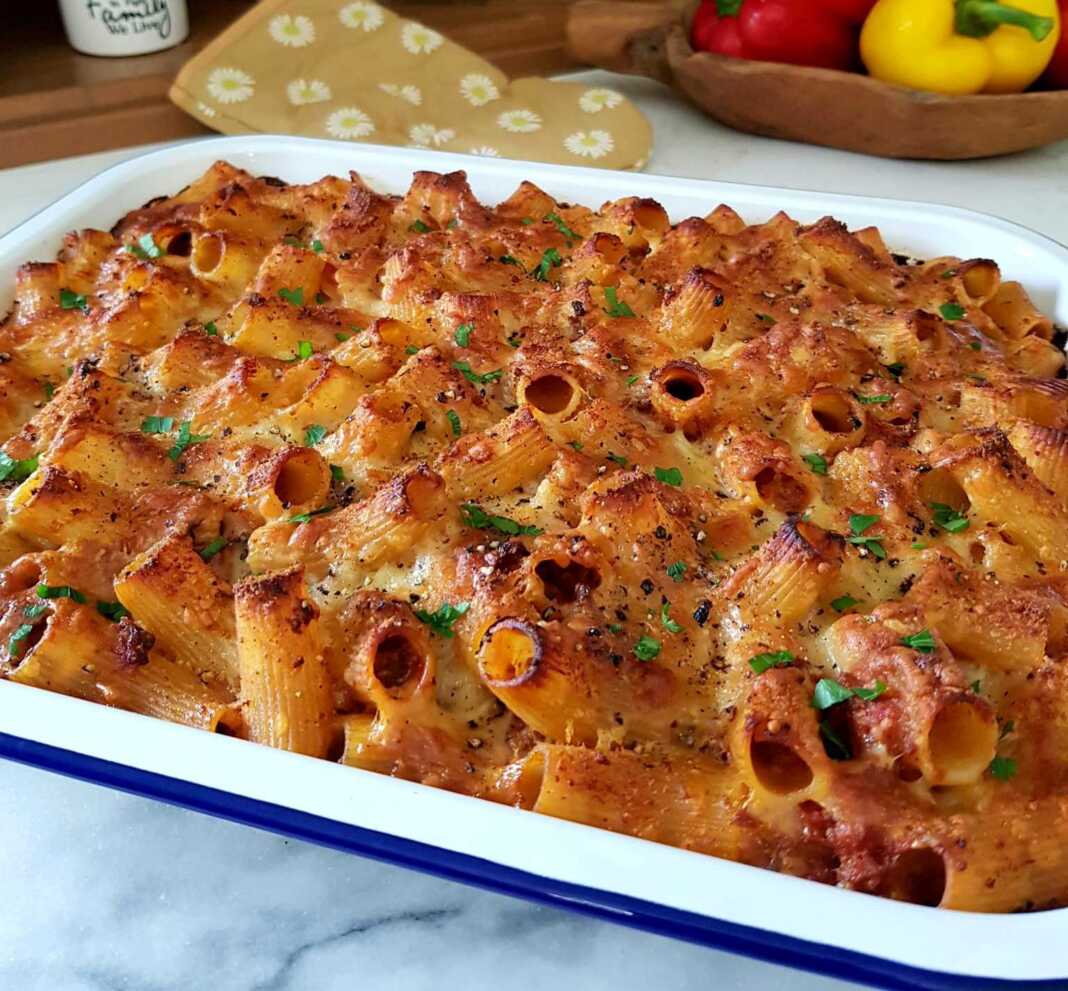 makaronia fournou Ζυμαρικά φούρνου με κιμά και αυγά