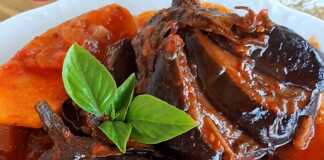 Μελιτζάνες Baby Βεντάλιες με Κόκκινη Σάλτσα