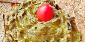 Μελιτζανοσαλάτα με γιαούρτι