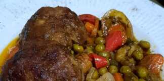 μπιφτέκια με αρακά