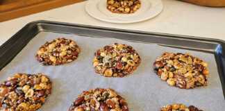 μπισκότα φρούτων και ξηρών καρπών