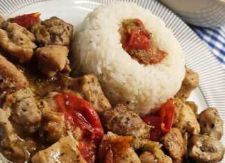 μπουκίτσες κοτόπουλου με πιπεριές