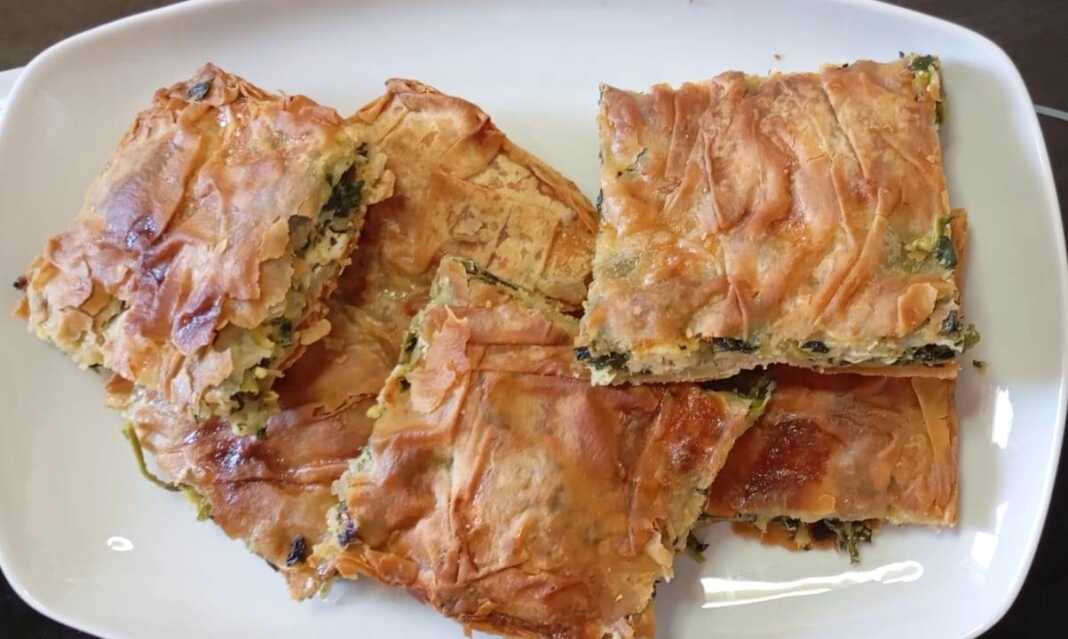 Σπανακόπρασοπιτα