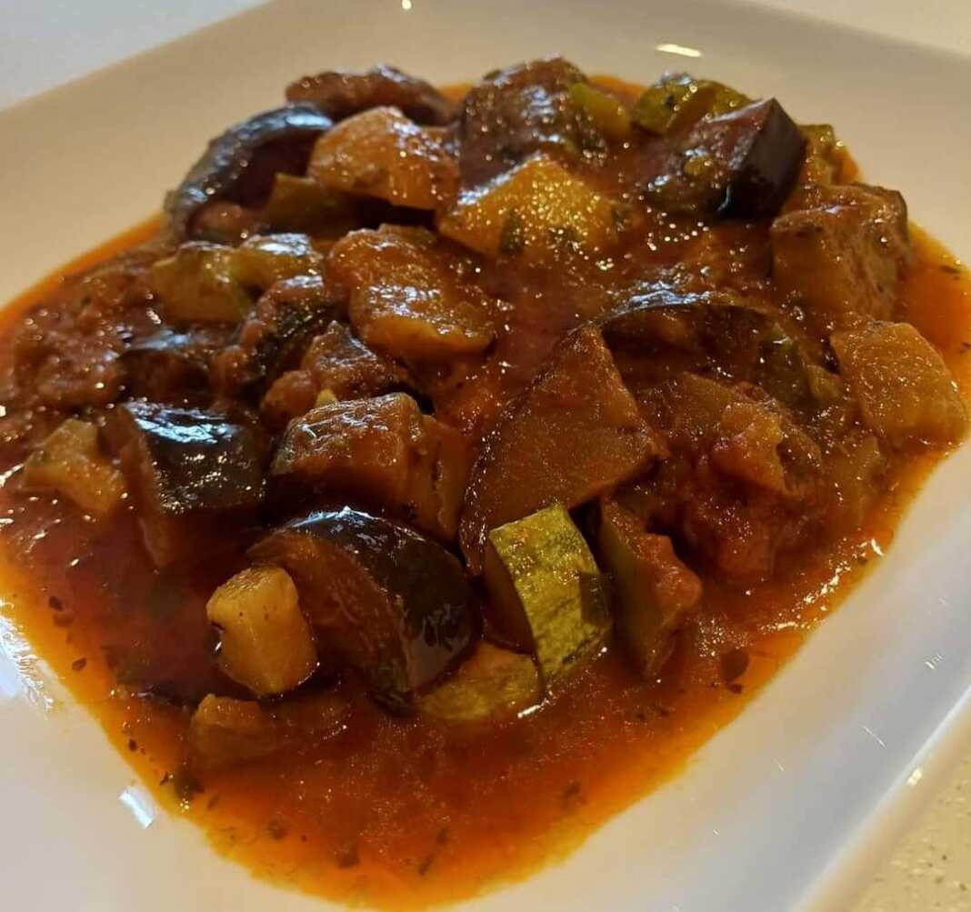 tourlouLaxanikaGastra Τουρλού Λαχανικά στη Γάστρα