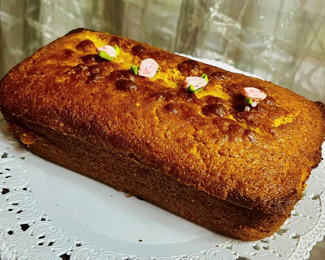 Κέικ Γιαουρτιού με Φρούτα