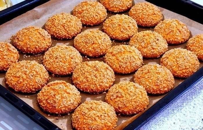 mpiskota karidas Μπισκότα μελιού με καρύδα