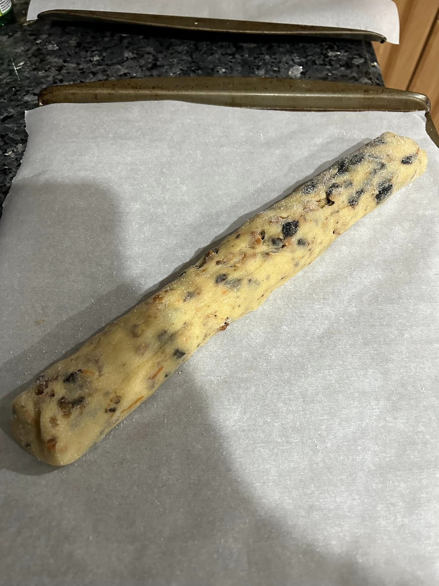 Παξιμάδια με αποξηραμένα κεράσια και καρύδι