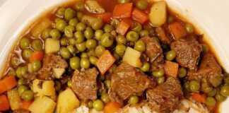 Μοσχάρι με αρακά και ατζέμ πιλάφι