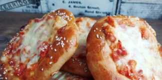 Σπιτικά πιτσάκια