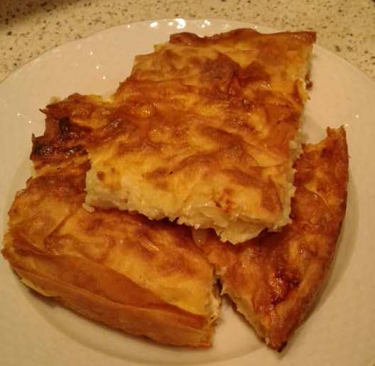 τραχανοτυρόπιτα με φύλλο