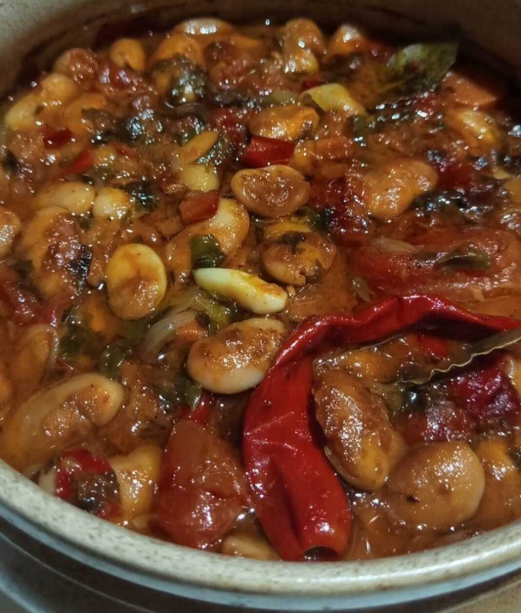 γίγαντες στην γάστρα