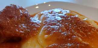 Κοτόπουλο Κοκκινιστό