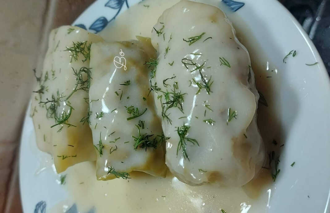 laxanontolmades Λαχανοντολμάδες με αυγολέμονο