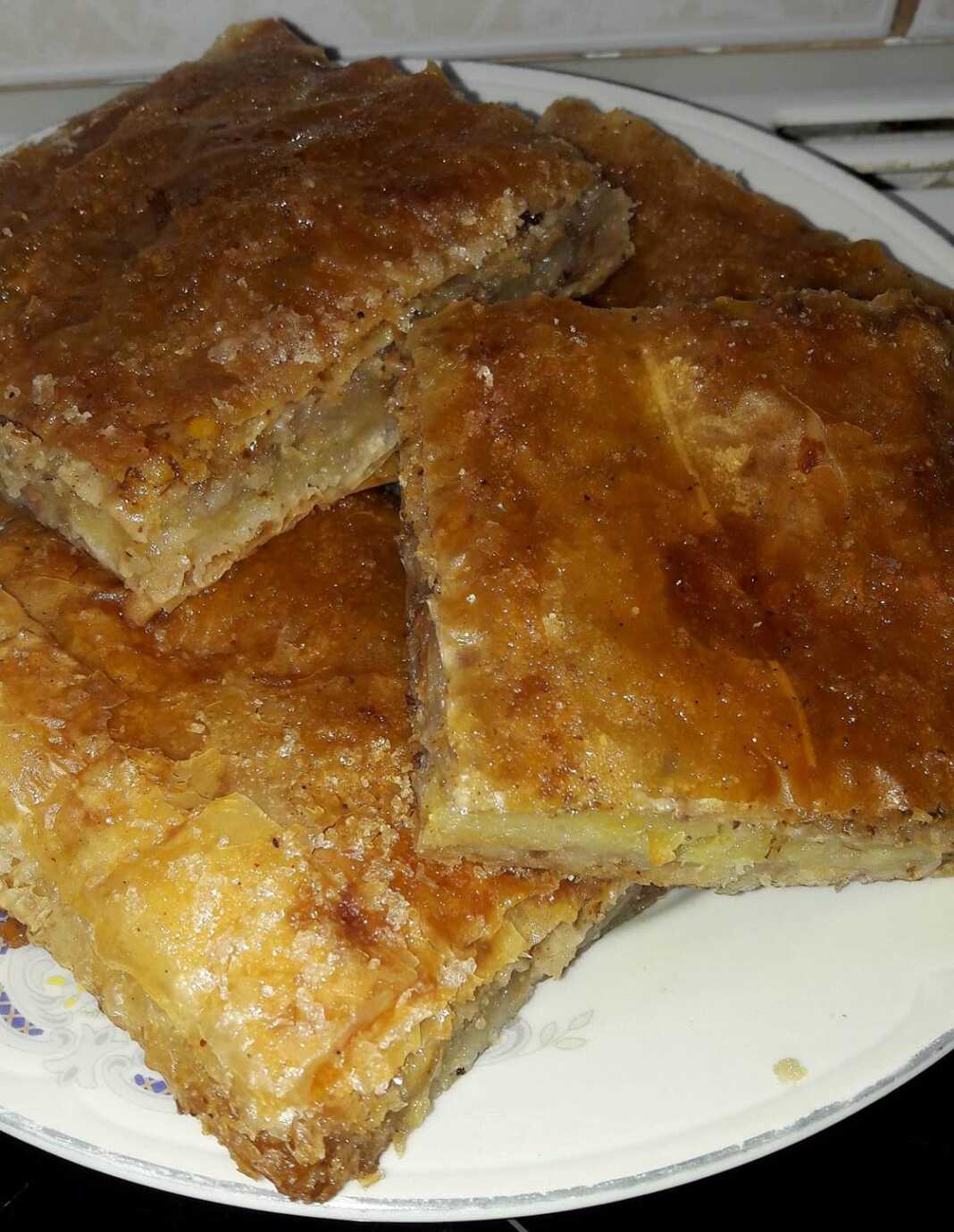 Κολοκυθόπιτα Γλυκιά με Καρύδια