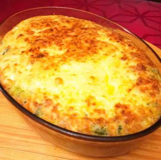 pita me spasmena fila1 Εύκολη πίτα