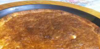 Η Τυρόπιτα του 5’….Το κολατσιό του μαθητή!!! Αφράτη τυρόπιτα με γιαούρτι, κομμένη σε τετράγωνα κομμάτια, ιδανική για το κολατσιό.