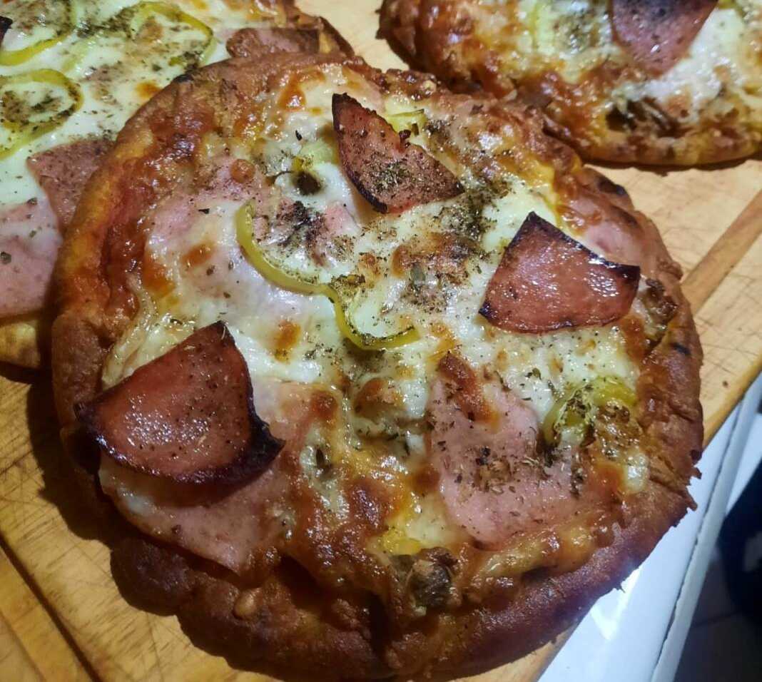 pitsakia se pites kalampokiou Πίτσες με Πίτες για σουβλακι