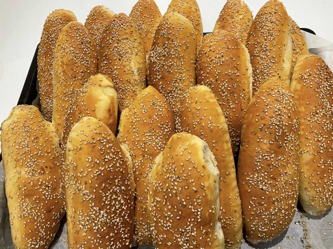 Σπιτικά ψωμάκια για σάντουιτς