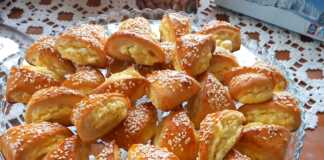 τυρομπουκίτσες