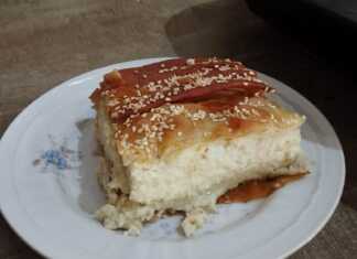 Tυρόπιτα με σιμιγδάλι