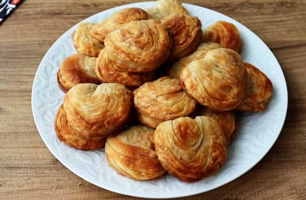 Τυροπιτάκια με Χειροποίητο Φύλλο