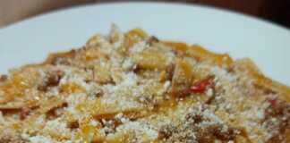 Χυλοπίτες με Κιμά και τυρί χυλοπίτες με κιμά