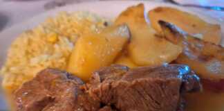 Λεμονάτο χοιρινό με πιλάφι