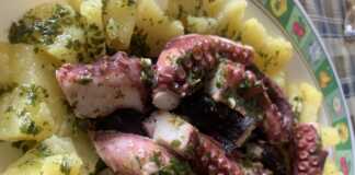 Χταπόδι με πατατοσαλάτα