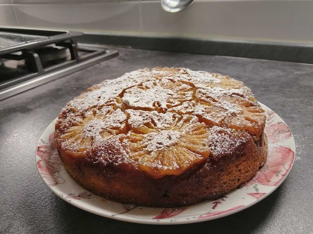 Ανάποδο Κέικ ανανά