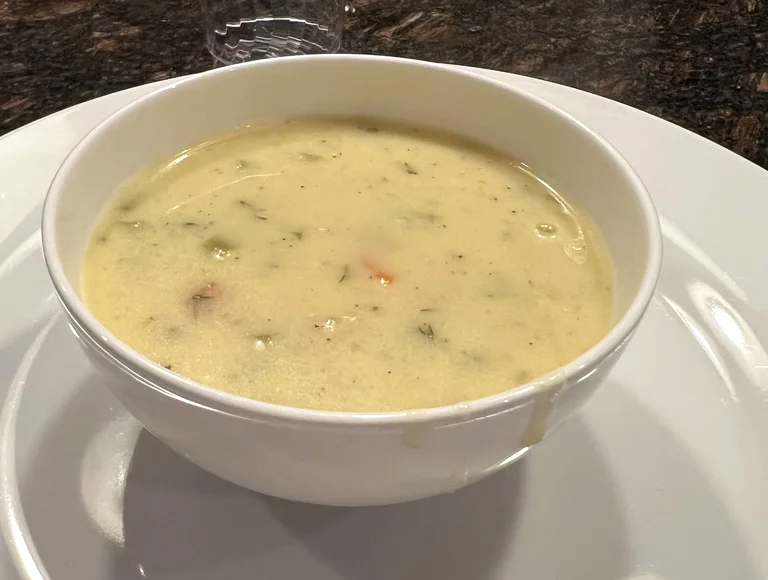 kremodis Kotosoupa Κρεμώδης Κοτόσουπα: συνταγή με ρύζι και λαχανικά