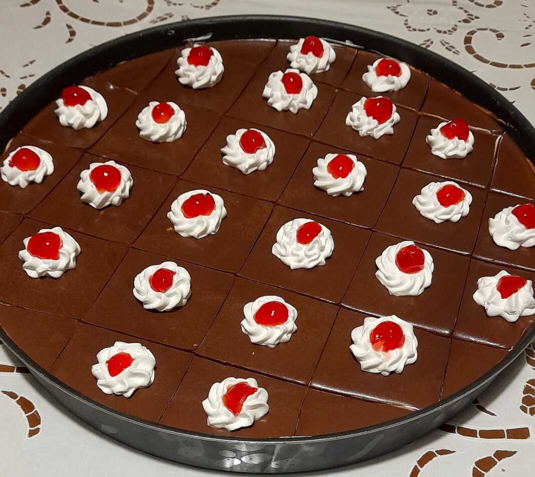 πάστα ταψιού