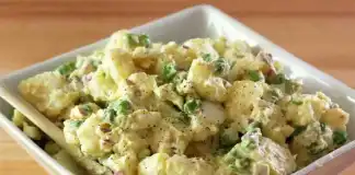 Πατατοσαλάτα με αυγά και μαγιονέζα