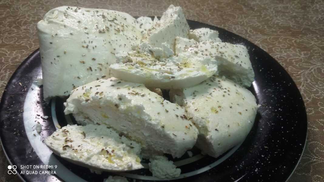 Σπιτικό τυρί