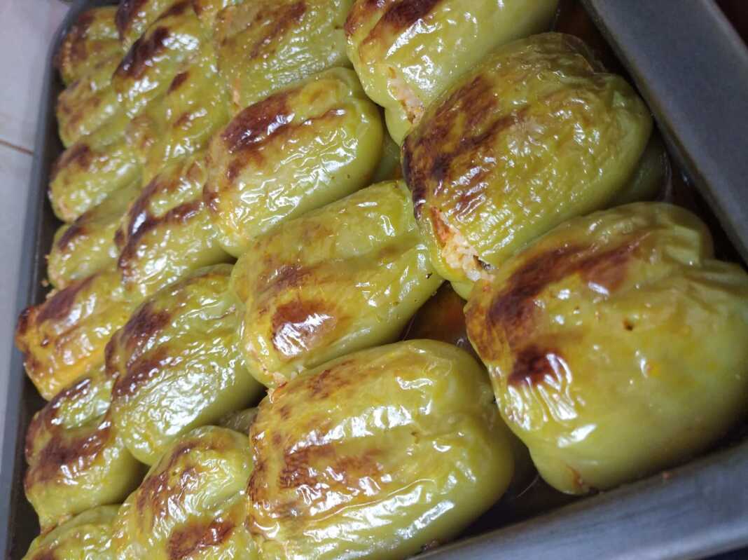 Γεμιστά με πιπεριές Αργυρώ