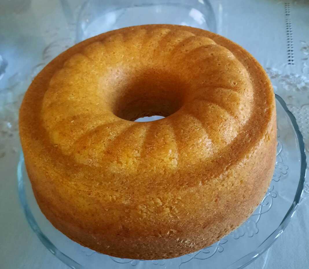 Κέικ βανίλιας με πορτοκάλι