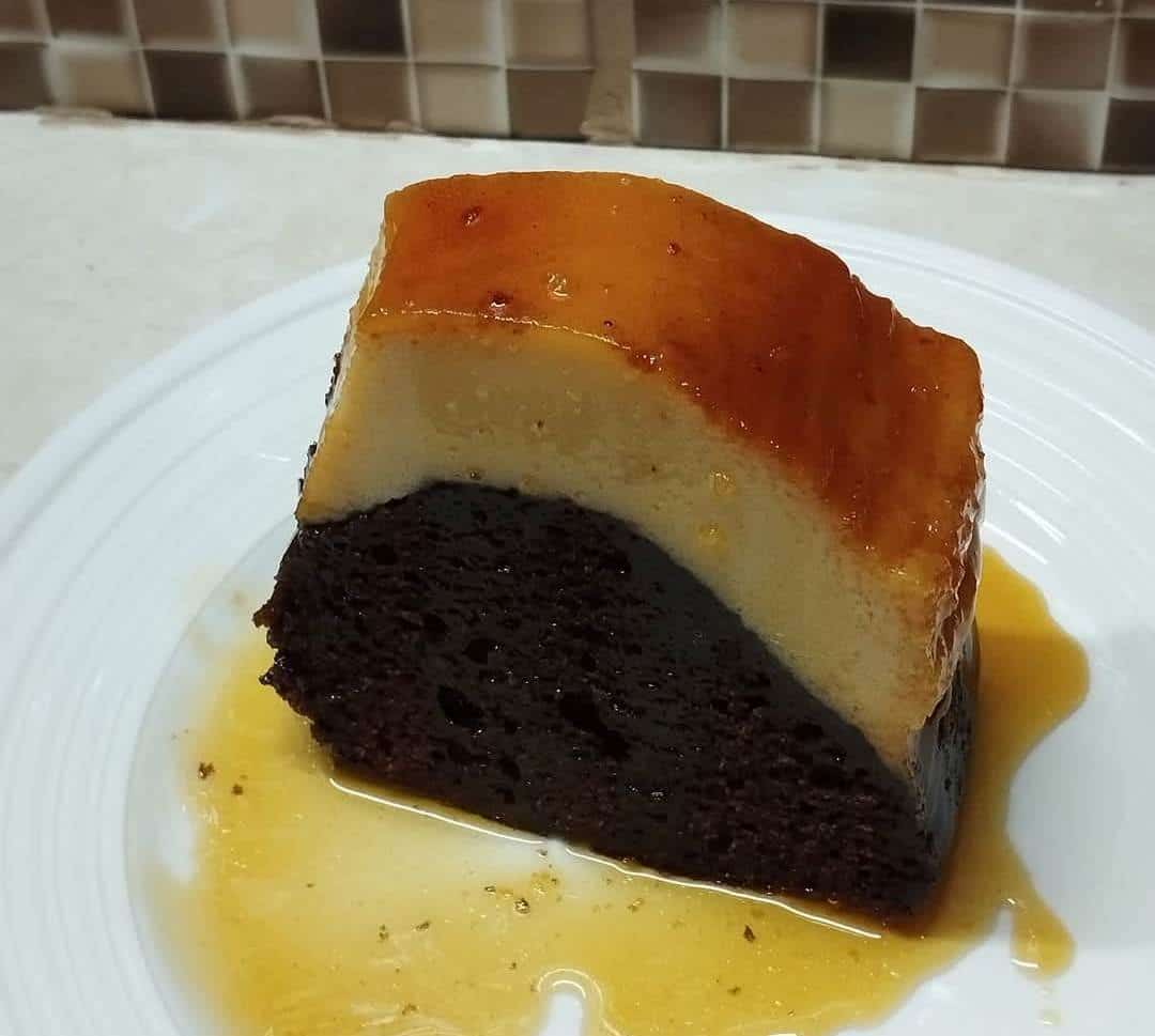 κέικ με κρέμα καραμελέ