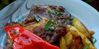 μπριζόλες με πατάτες