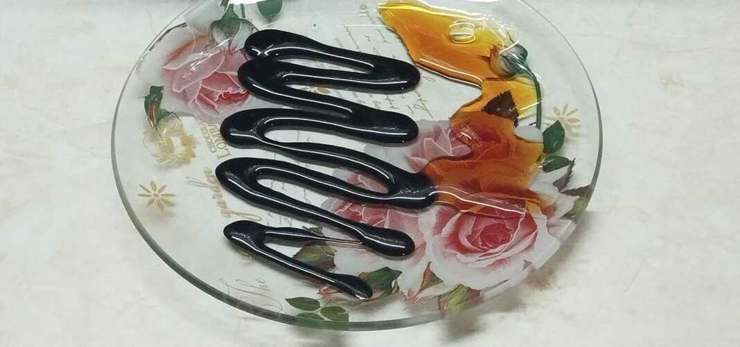 Σιρόπι σοκολάτας και καραμέλας