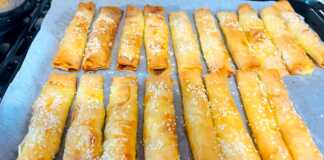 τυρομπουρεκάκια