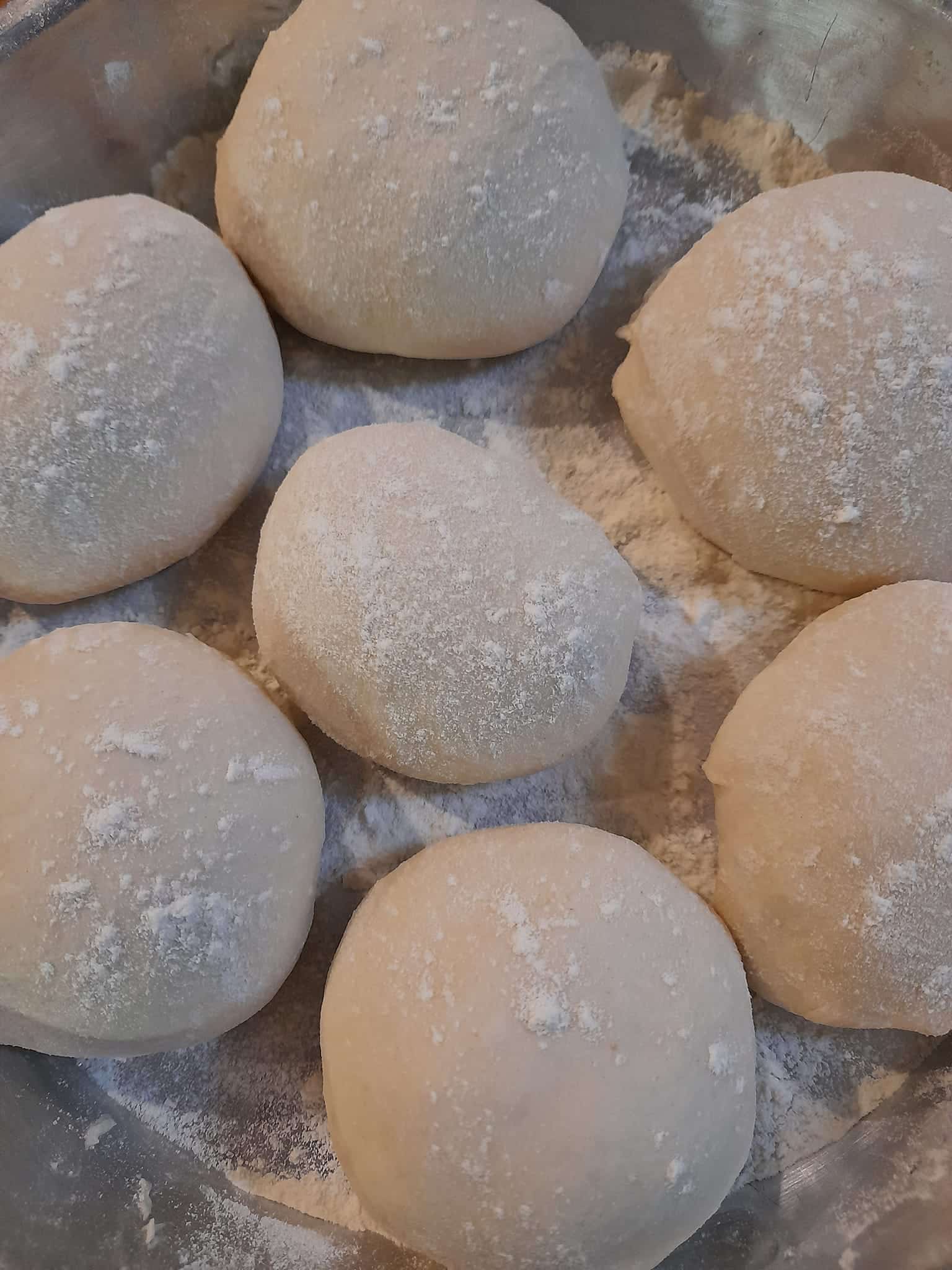 Τυρόπιτα με κρέμα σιμιγδαλένια