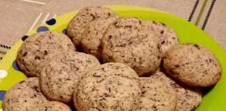 Μπισκότα με κομματάκια σοκολάτας Μπισκότα σοκολάτας