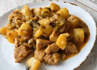 Χοιρινό με πίκλες και πατάτες