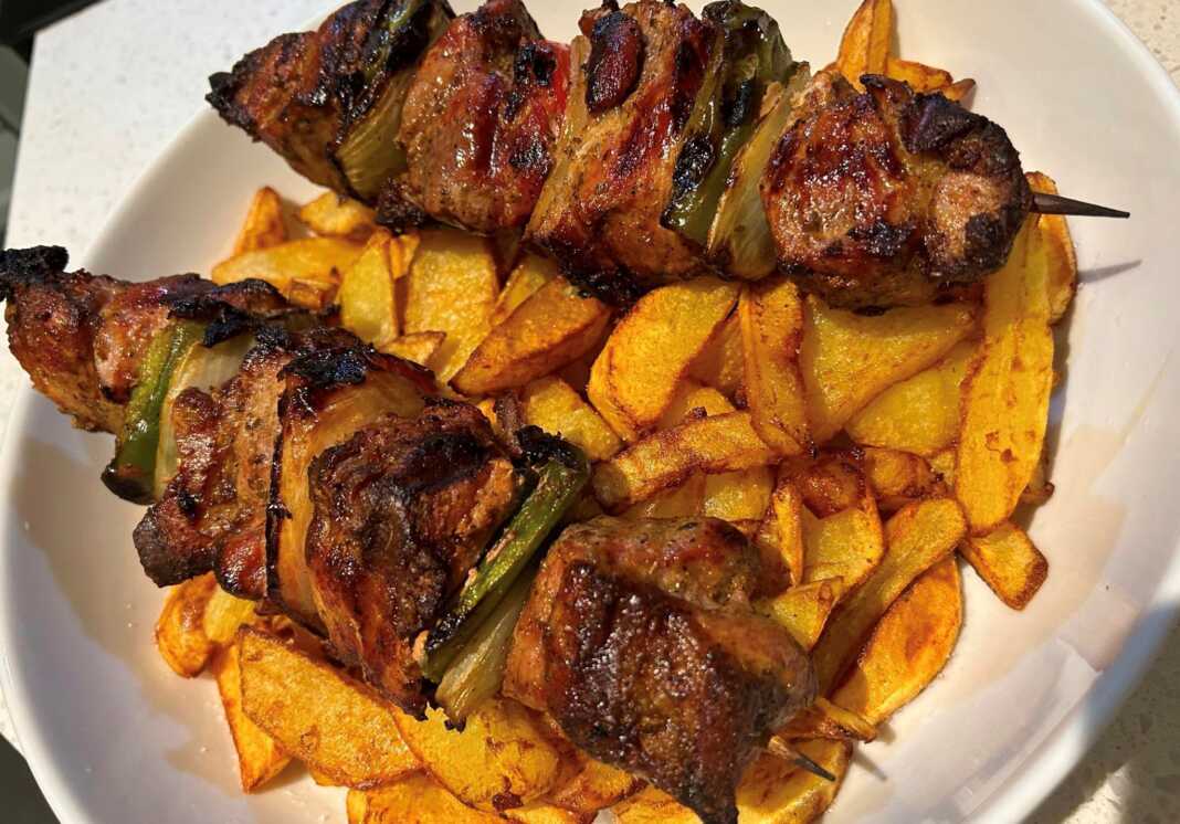 χοιρινό κοντοσούβλι