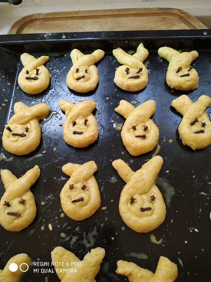 πασχαλινά κουλουράκια