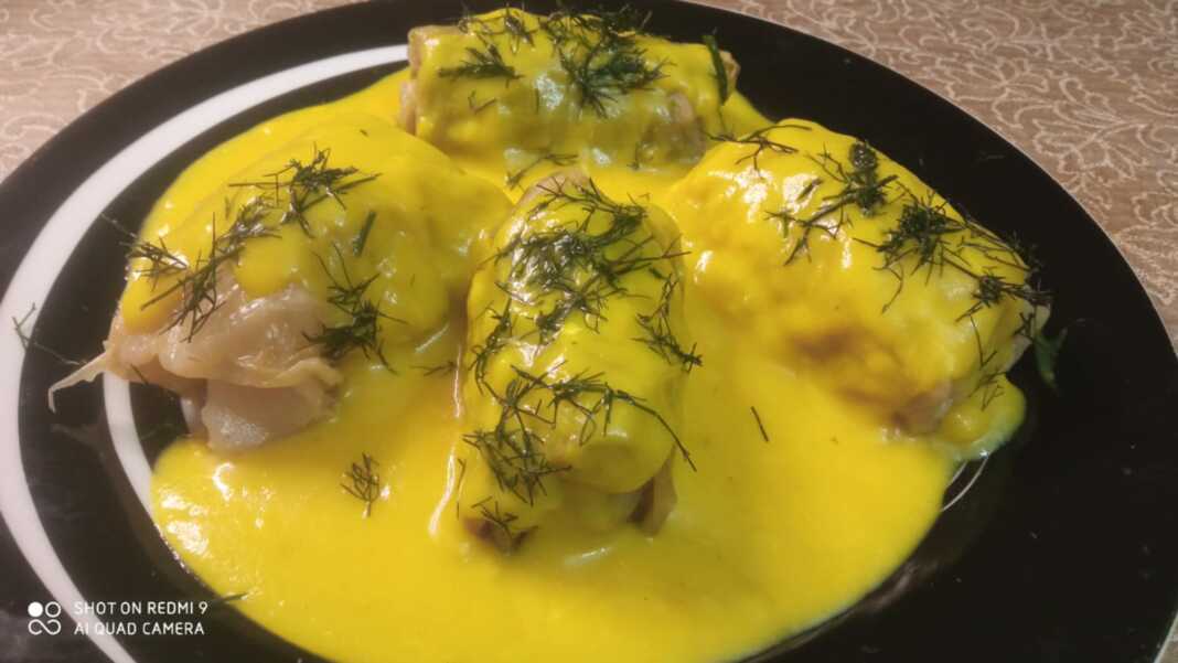 Λαχανοντολμάδες με Κρέμα Λεμονιού