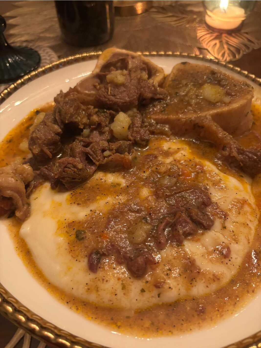 Λεμονάτο μοσχαράκι στην κατσαρόλα