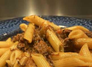 Πένες με μοσχαράκι Ραγού