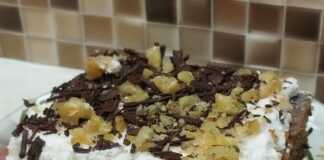 Καρυδόπιτα με σαντιγί