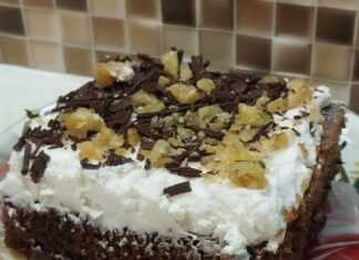 Καρυδόπιτα με σαντιγί