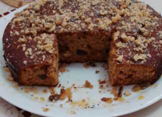 Κέικ με Μέλι, Καρύδια και Νες Καφέ